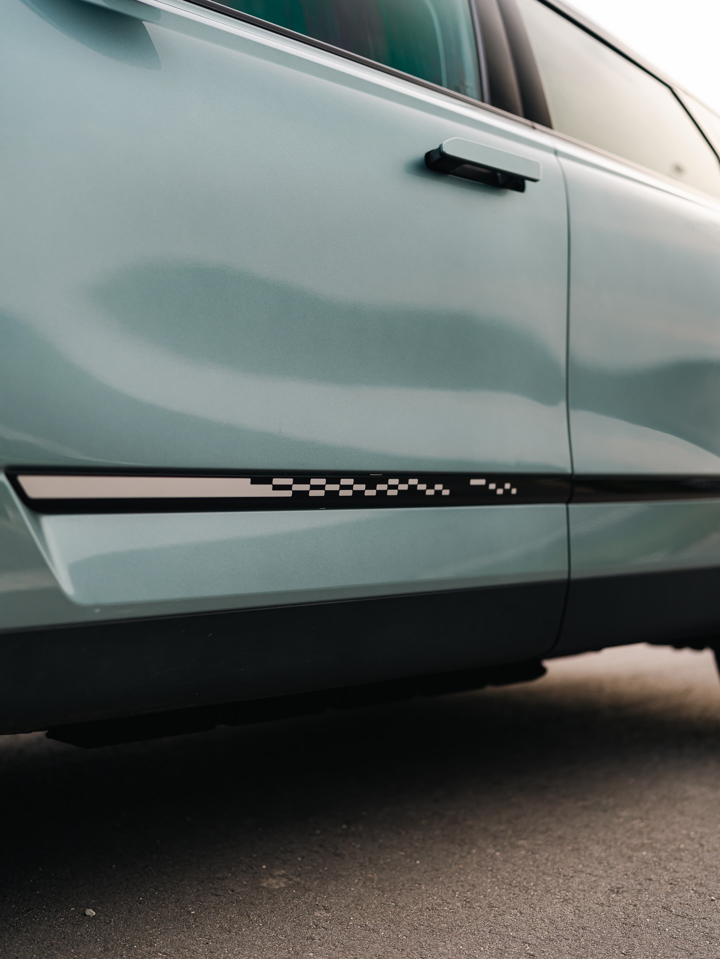 JAECOO J7 SHS tampak quarter depan — detail eksterior premium